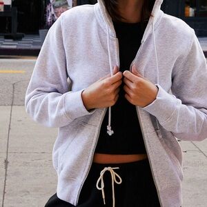 Brandy Melville zip up